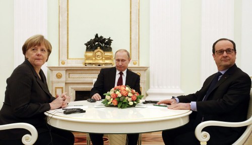 Spitzenpolitiker Russlands, Deutschlands und Frankreichs diskutieren die Ukraine-Krise - ảnh 1