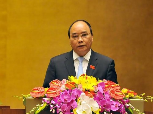 Politbüromitglied Nguyen Xuan Phuc wird als Kandidat für den Premierminister vorgestellt - ảnh 1
