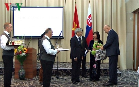 Vietnamesische Botschaft in der Slowakei begeht Nationalfeiertag - ảnh 1