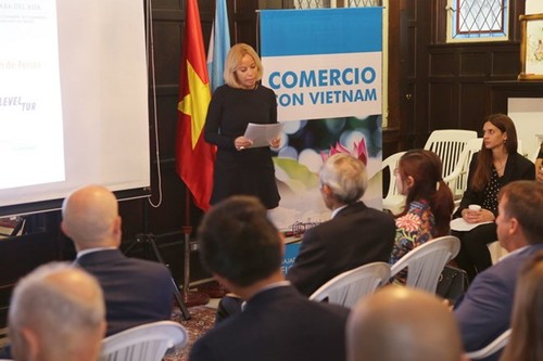 Seminar über die Geschäftsmöglichkeiten mit Vietnam in Argentinien - ảnh 1
