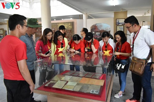 Besuche an den historischen Orten in Truong Son - ảnh 20