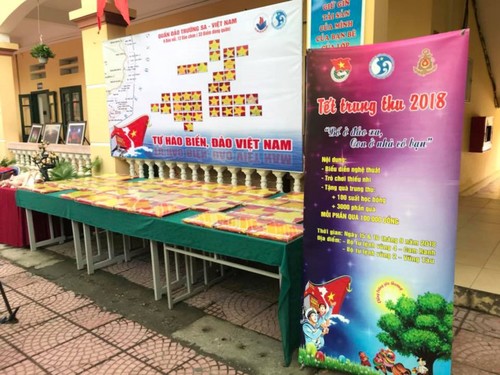 1000 Botschaften der Hanoier Schüler für Truong Sa zur Eröffnungsfeier des neuen Schuljahres - ảnh 1