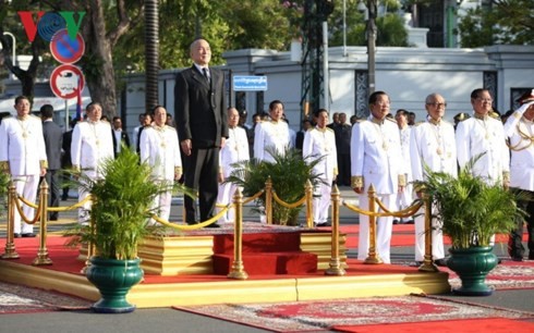 Kambodscha feiert den 65. Jahrestag der Unabhängigkeit - ảnh 1