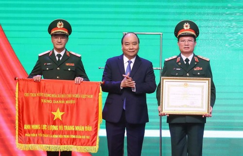 Premierminister Nguyen Xuan Phuc: das Krankenhaus 108 ist eine zuverlässige Adresse der Armee und der Bevölkerung - ảnh 1