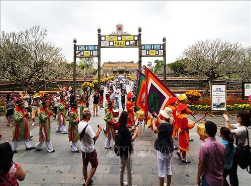 Hue empfängt mehr als 50.000 ausländische Touristen zum Tet-Fest - ảnh 1