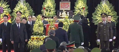 Trauerzeremonie für den ehemaligen Staatspräsident Le Duc Anh - ảnh 1