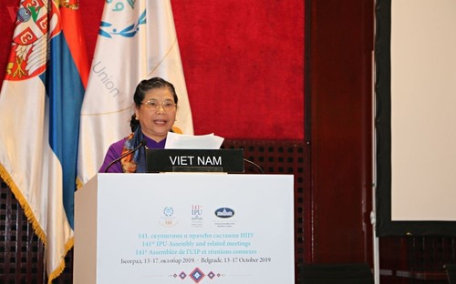 Tätigkeiten der Vize-Parlamentspräsidentin Tong Thi Phong in der 141. interparlamentarischen Vollversammlung (IPU) - ảnh 1