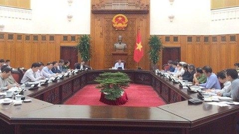 Vize-Premierminister Truong Hoa Binh leitet Sitzung über 39 Toten in Großbritannien - ảnh 1