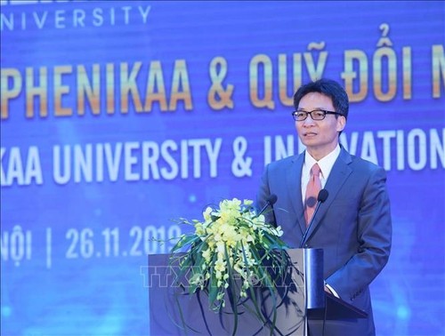 Vize-Premierminister Vu Duc Dam: Universitäten sind Orte, wo Wissen verbreitet und geschaffen wird - ảnh 1