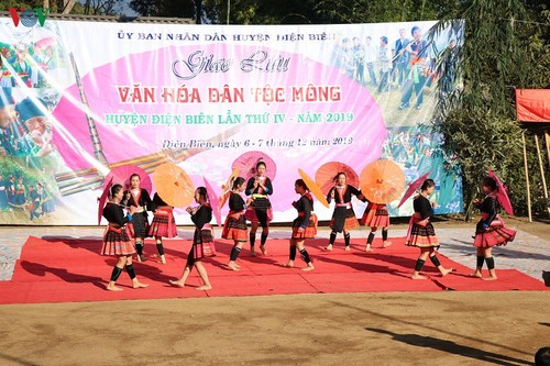 Festival für Kulturaustausch der Volksgruppe Mong in Dien Bien - ảnh 1
