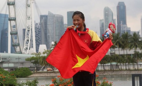 SEA Games 30: Truong Thi Phuong gewinnt zwei Goldmedaillien beim Kanurennsport - ảnh 1