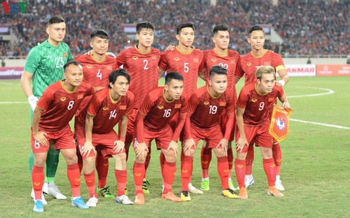 Vietnamesische Fußballnationalmannschaft wird bestens für AFF Cup 2020 unterstützt - ảnh 1