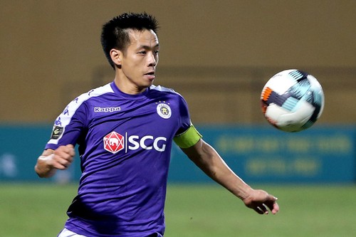 Van Quyet erscheint in der Liste der besten Mittelfeldspieler in Asien - ảnh 1