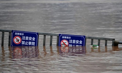 Premierminister Nguyen Xuan Phuc fragt durch Telegramm nach Fluten in China - ảnh 1