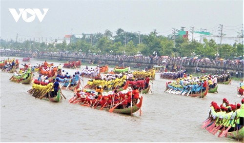 48 Teams beteiligen sich am Ngo-Bootsrennen in Soc Trang 2020 - ảnh 1
