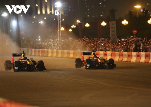 Formel 1 veröffentlicht den geplanten Zeitplan für die Saison 2021: Vietnam kann nicht daran als Gastgeber teilnehmen - ảnh 1