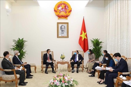 Premierminister Nguyen Xuan Phuc empfängt Vorsitzenden des thailändischen Konzerns SCG - ảnh 1