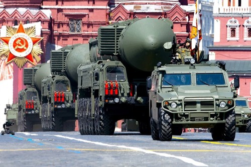 Russland und die USA verlängern Atomwaffenreduktionsvertrag New START - ảnh 1