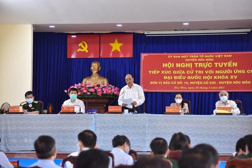 Staatspräsident trifft Wähler in Ho-Chi-Minh-Stadt - ảnh 1