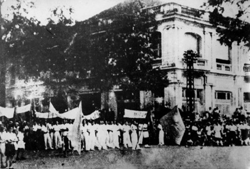 76. Jahrestag der Augustrevolution: Erinnerung an die ruhmreichen Augusttage  - ảnh 7