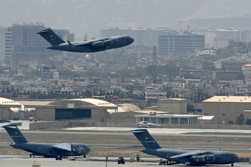 Die USA beenden Evakuierung und ziehen Truppen aus Afghanistan ab - ảnh 1