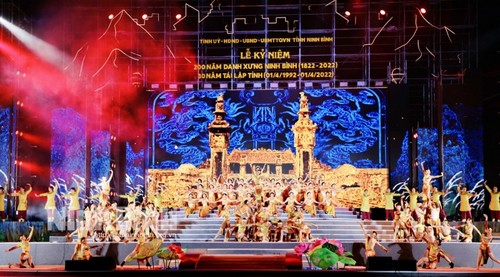 Feier zum 200. Jahrestag des Namens Ninh Binh und 30. Jahrestag des Wiederaufbaus der Provinz Ninh Binh - ảnh 1