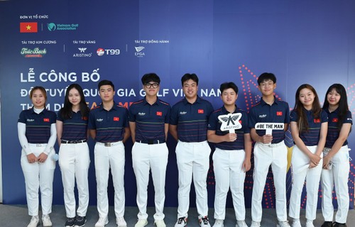 Vietnamesisches Golfteam nimmt an den 31. SEA Games mit vielen Mitgliedern unter 18 Jahren teil - ảnh 1