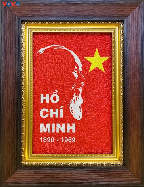 Einzigartige Sammlung von Reisgemälden über Präsident Ho Chi Minh - ảnh 4
