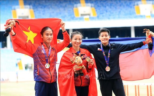 Die vietnamesische Sportdelegation stellt einen neuen Rekord für die Anzahl der Goldmedaillen bei einen SEA Games auf - ảnh 1
