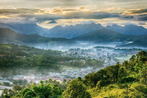 Die Schönheit des Kreises Tua Chua in der Provinz Dien Bien - ảnh 1