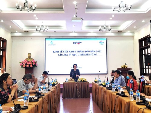 CIEM aktualisiert Prognose über die Perspektiven der vietnamesischen Wirtschaft im Jahr 2022 - ảnh 1