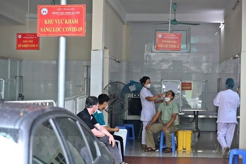 Vietnam verzeichnet am 13. Oktober mehr als 1000 neue Covid-19-Fälle - ảnh 1
