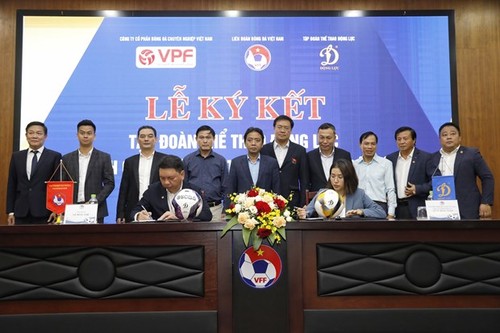 Der vietnamesische Fußball erhält ein Sponsoring von 3,7 Millionen Euro - ảnh 1
