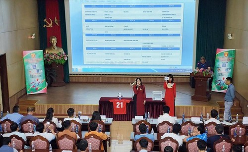 Mehr als 80 Teams nehmen am Fußballturnier für Oberschüler in Hanoi 2022 teil - ảnh 1