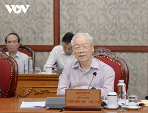 KPV-Generalsekretär leitet Sitzung über den Aufbau des Teams von Intellektuellen in der Industrialisierung des Landes - ảnh 1