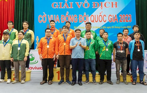 Hanoi gewinnt den ersten Platz bei der nationalen Mannschaftsmeisterschaft im Schach 2023 - ảnh 1