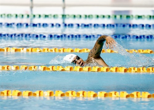 Das Schwimmenteam gewinnt zwei Goldmedaillen am ersten Tag der ASEAN Para Games 12 - ảnh 1