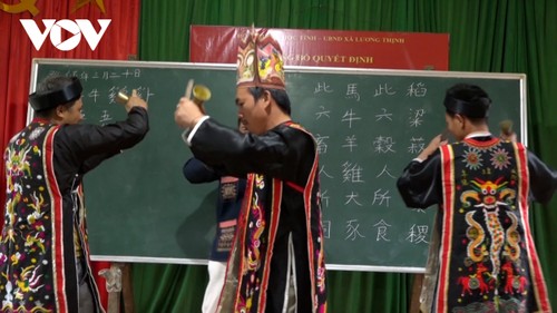 Die Klasse in Khe Ca trägt zur Bewahrung der Kultur der Dao bei - ảnh 1