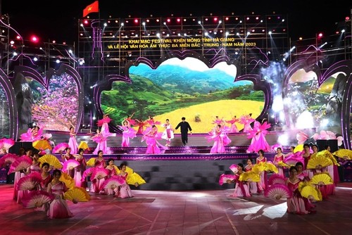 Khen-Festival der Volksgruppe Mong 2023: Ehrung der einzigartigen kulturellen Werte ethnischer Minderheiten in Ha Gia - ảnh 1