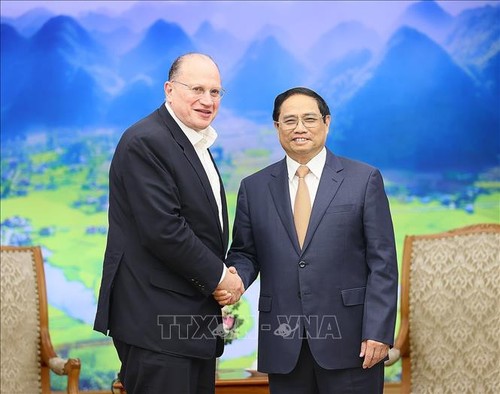 Premierminister Pham Minh Chinh empfängt den HSBC-Präsident Mark Tucker - ảnh 1