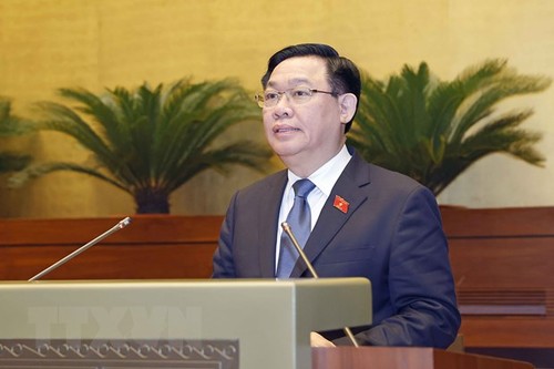 Parlamentspräsident Vuong Dinh Hue: Fragestunde ist eine effektive Aufsichtsform  - ảnh 1