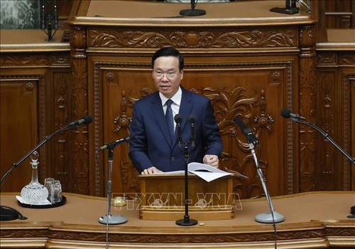 Staatspräsident Vo Van Thuong hält eine Rede vor dem japanischen Parlament - ảnh 1