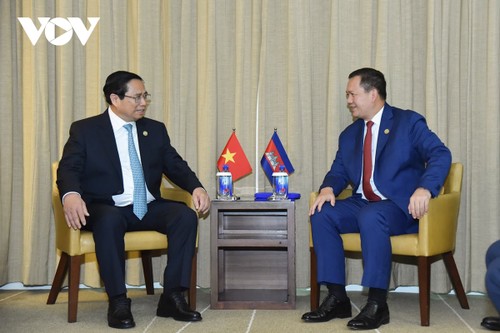 Premierminister Pham Minh Chinh trifft den kambodschanischen Premierminister in Australien - ảnh 1