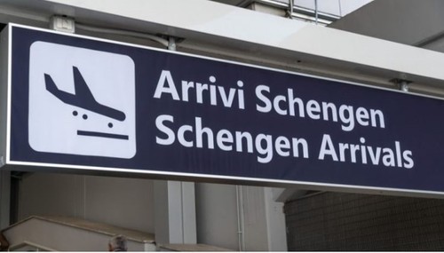 Rumänien und Bulgarien treten Schengen-Raum bei - ảnh 1
