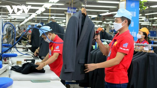 Exportvolumen Vietnams steigt bis Mitte April 2024 im Vergleich zum Vorjahreszeitraum um 15 Milliarden US-Dollar - ảnh 1