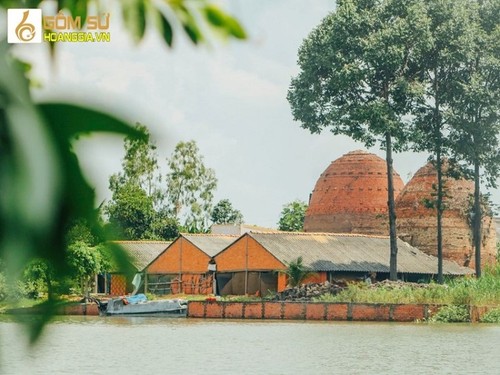 Das Dorf für die Herstellung von Keramikziegeln Mang Thit - ảnh 4