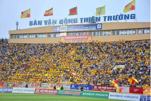 Das Thien Truong-Stadion ist beim letzten Spiel der V-League für Zuschauer kostenlos geöffnet - ảnh 1