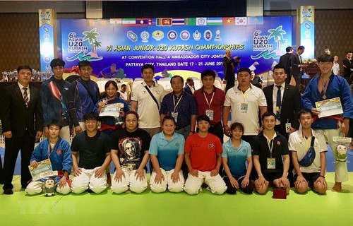 베트남, 아시아 쿠라쉬 영챔피언십에서 많은 메달 획득 - ảnh 1