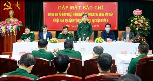 베트남, 최초로 생체  소장 이식에 성공 - ảnh 2