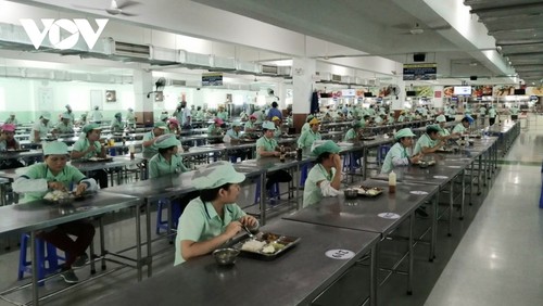 다낭 (Đà Nẵng) 시 기업, 생산 보장 및 코로나19 방역에 적극적으로 나서 - ảnh 1